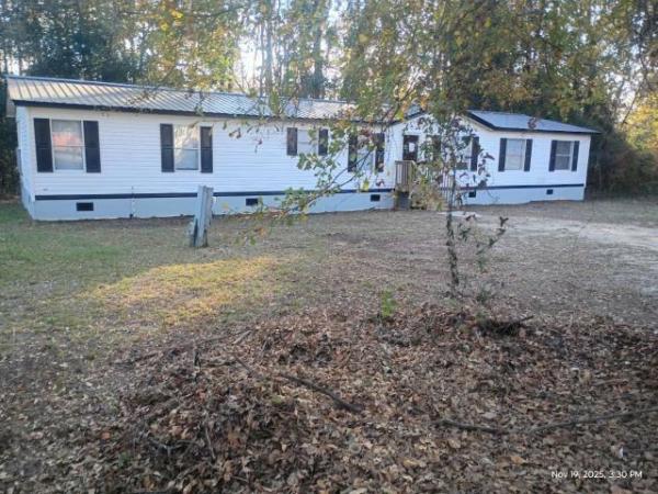 1999 REDMAN Mobile Home For Sale