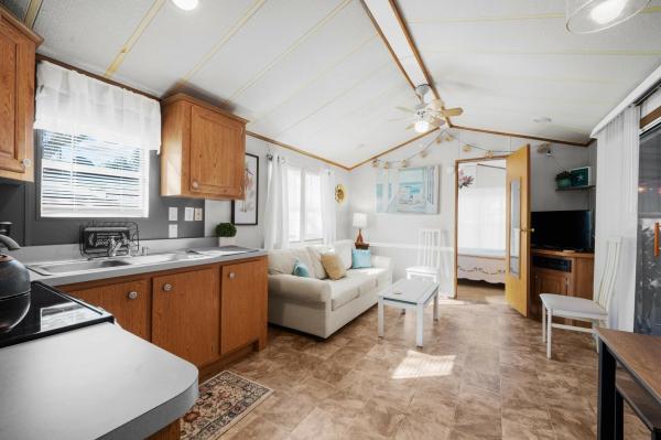 1993 CHAR N/A Mobile Home