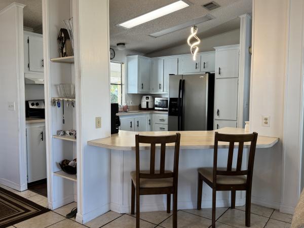 1989 DELO 2D10518AB Mobile Home