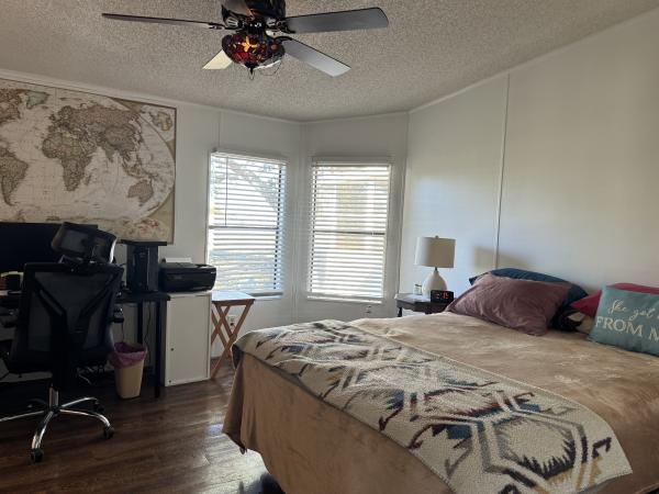 1989 DELO 2D10518AB Mobile Home