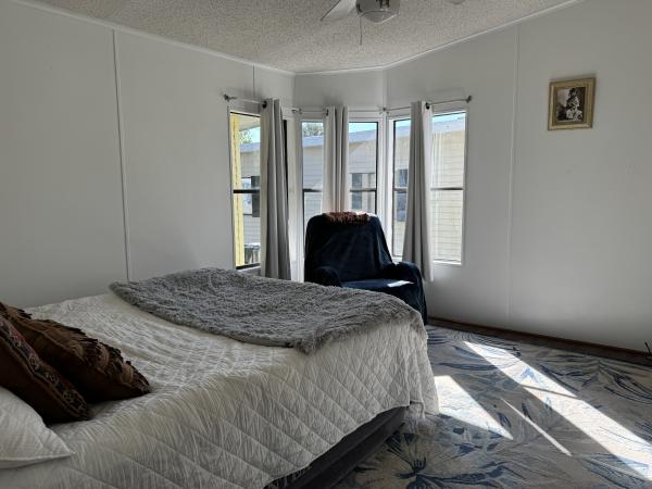 1989 DELO 2D10518AB Mobile Home