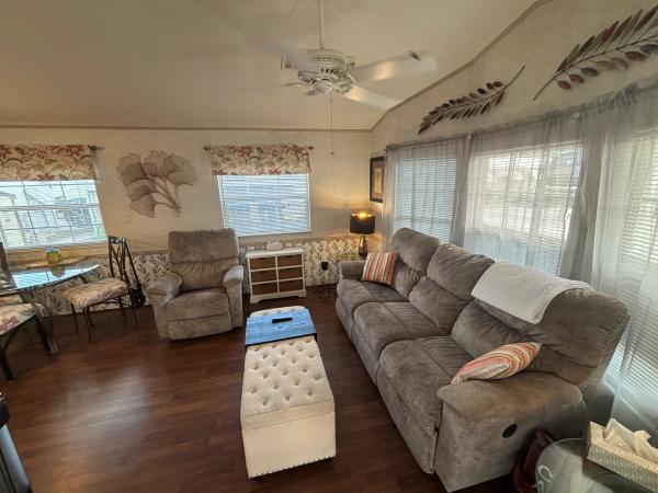 2002 CHIO PT Mobile Home