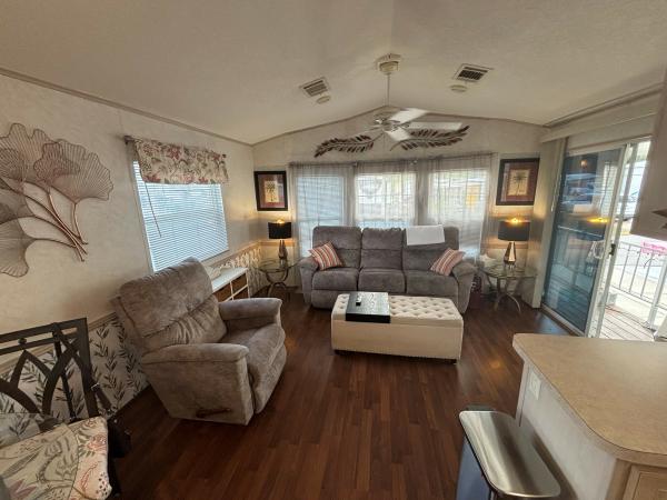 2002 CHIO PT Mobile Home