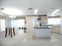 2005 Homes of Merit T17205 Mobile Home