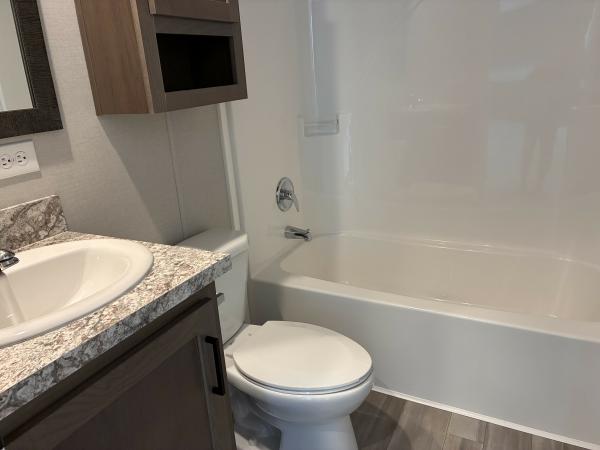 2025 Champion RAP1656H22208 Mobile Home