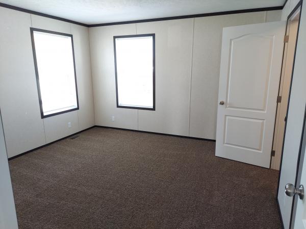 2020 Clayton Mobile Home