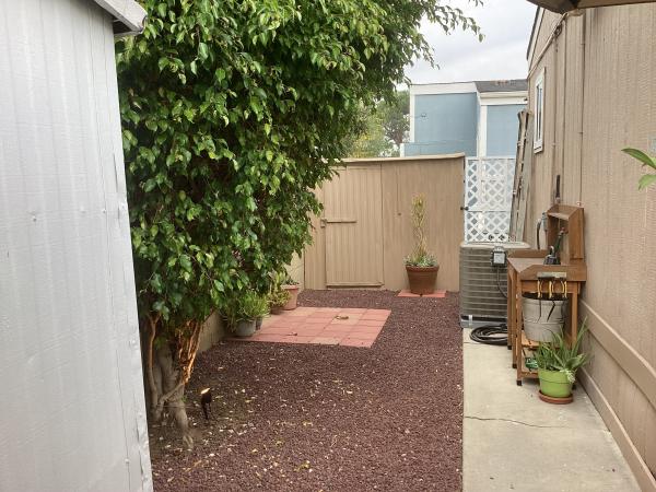 1990 PR488PR Golden West PR488PR Mobile Home