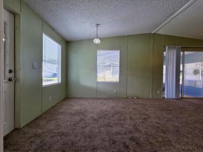 Photo 3 of 17 of home located at 519 N Genathy Drive Auburndale, FL 33823