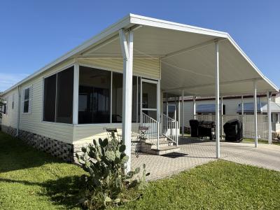 Photo 2 of 11 of home located at 138 Juliana Blvd. Auburndale, FL 33823