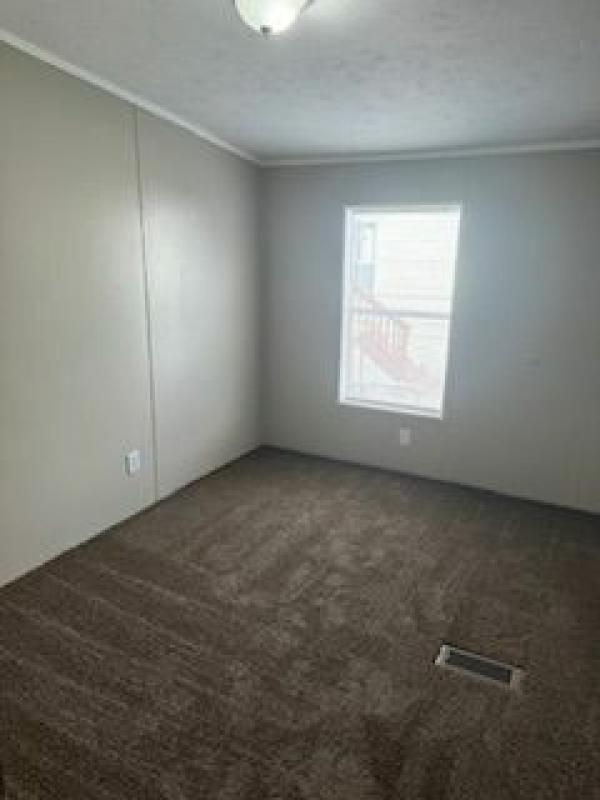 2004 Clayton Homes Inc Waycross Mobile Home