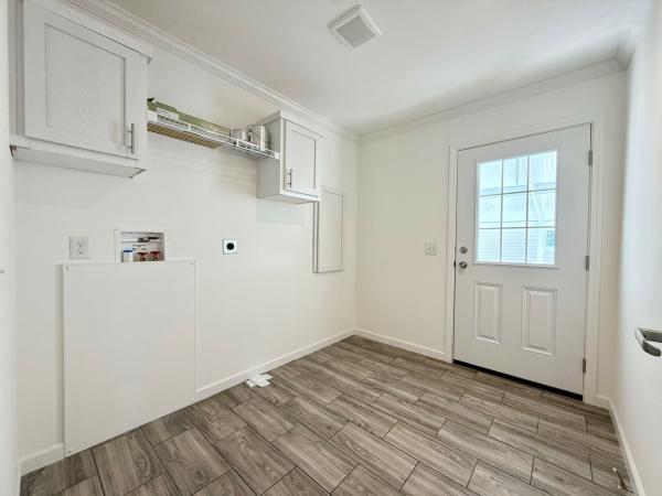 2025 Champion HOMCSHC4522A Mobile Home