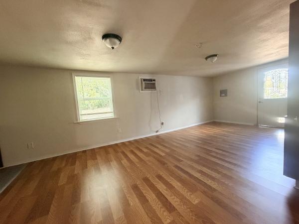 1985 Fleetwood Greenhill Mobile Home