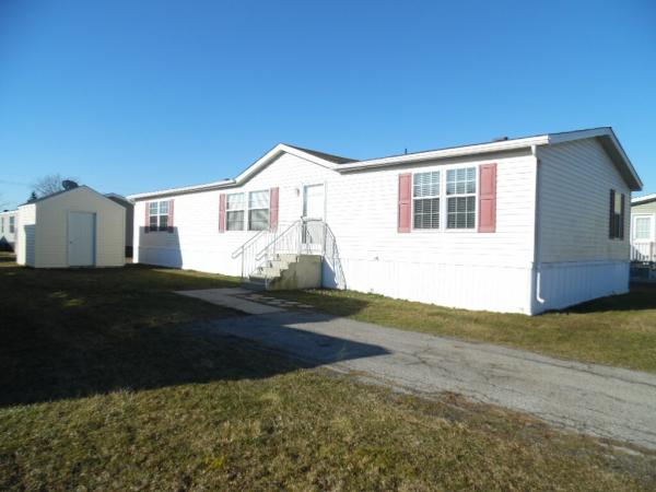 2004 Clayton . Mobile Home