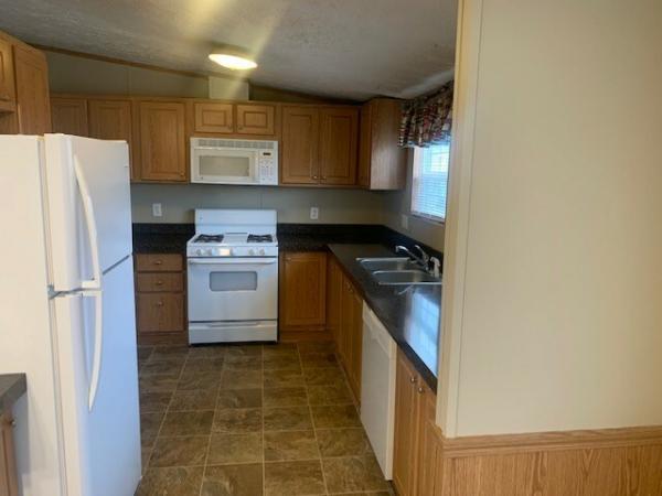 2004 Clayton . Mobile Home