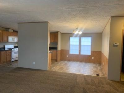 Photo 4 of 7 of home located at 29971 Applewood Flat Rock, MI 48134