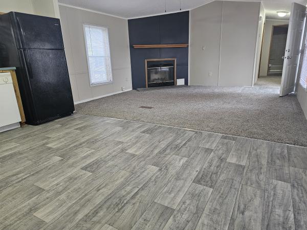 1997 Holly Park Mobile Home