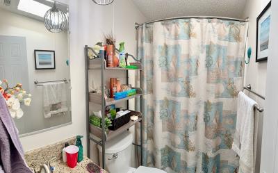 Photo 3 of 14 of home located at 6033 Liberty Drive Groveland, FL 34736