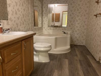 Photo 4 of 6 of home located at 156 Lincoln Circle Saline, MI 48176