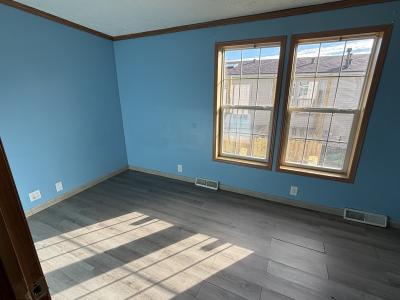 Photo 5 of 6 of home located at 156 Lincoln Circle Saline, MI 48176