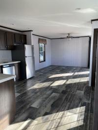 2021 Champion NWS-F-25206  Home