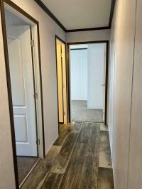 2021 Champion NWS-F-25206  Home