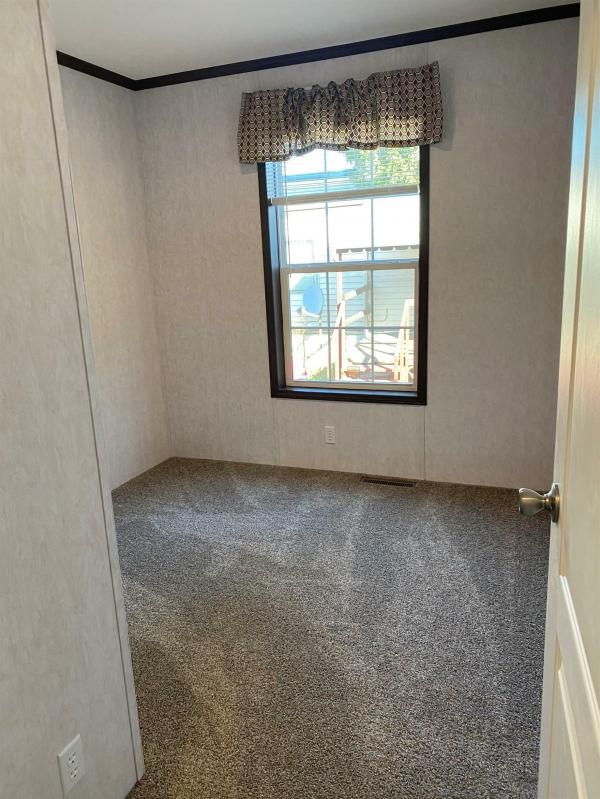 2021 Champion NWS-F-25206  Home