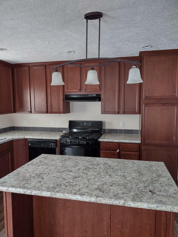 2018 MANSION ELITE SECTIONAL  Home