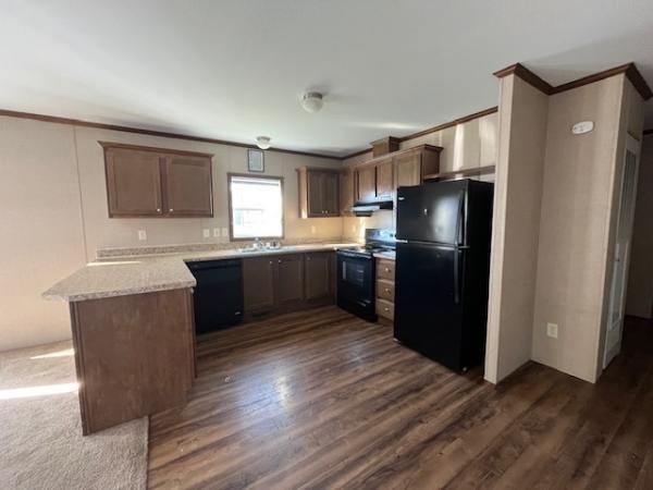 2017 HOMETTE B200B  Home