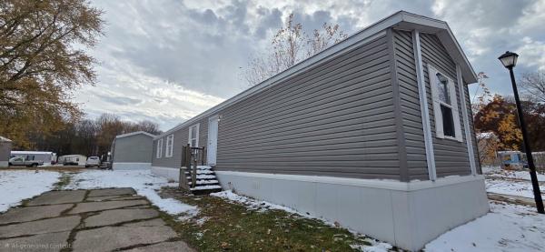 2017  Mobile Home For Sale