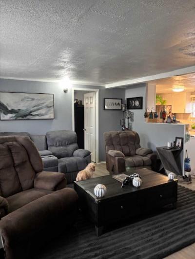 Photo 3 of 16 of home located at 43060 Frontenac Ave #484 Sterling Heights, MI 48314