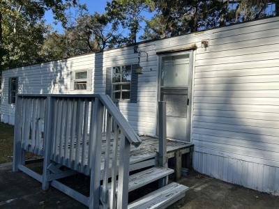 Photo 4 of 7 of home located at 7207 Woodland Drive Brooksville, FL 34601