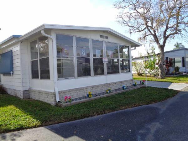 1972 BROAD Manufactured Home