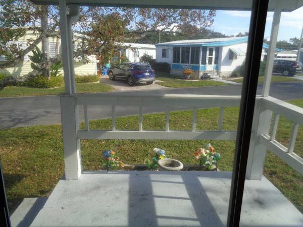 1972 BROAD Manufactured Home