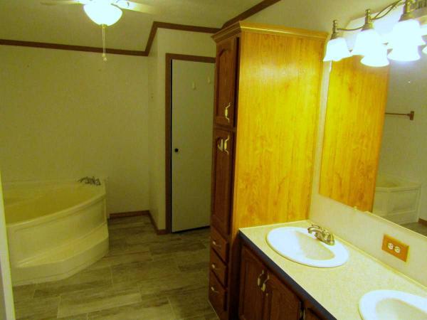 1997 Dutch Park Mobile Home