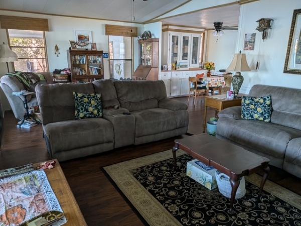 1984 FLEE HS Manufactured Home