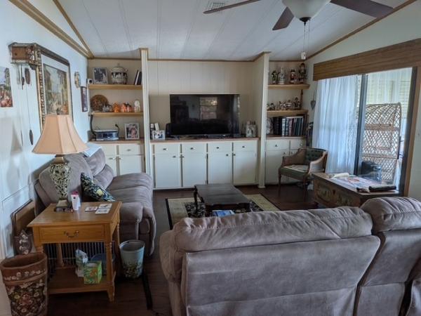 1984 FLEE HS Manufactured Home