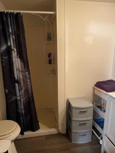 Photo 4 of 8 of home located at 27428 Bordeau Dr Romulus, MI 48174