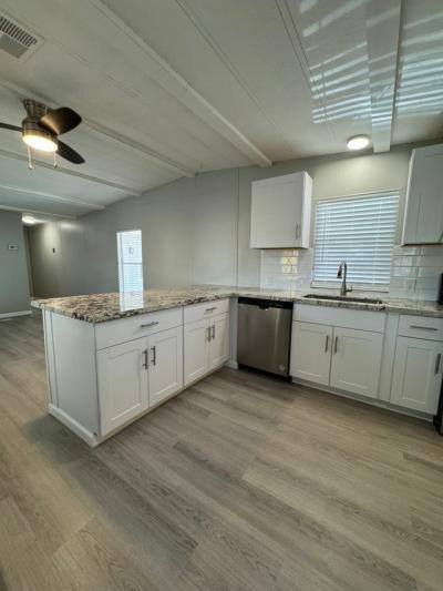 Photo 5 of 19 of home located at 9427 East University Drive Mesa, AZ 85207