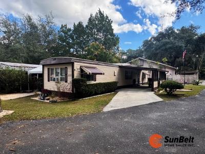 Photo 2 of 54 of home located at 13582 E Hwy 40 Lot 157 Silver Springs, FL 34488