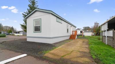 Photo 2 of 18 of home located at 950 Airport Rd #5 Albany, OR 97322