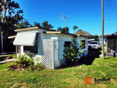 Photo 2 of 28 of home located at 36033 Emeralda Way, Lot F7 Leesburg, FL 34788