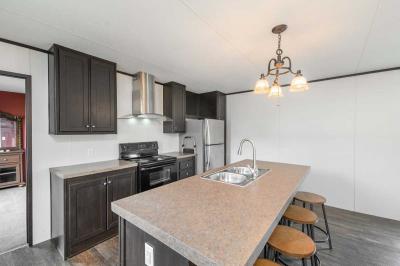 Photo 5 of 16 of home located at 156 Oak Run College Station, TX 77845