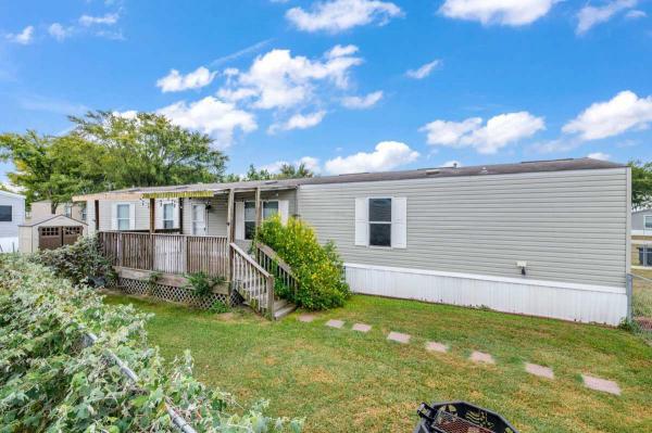 2015  Mobile Home For Sale