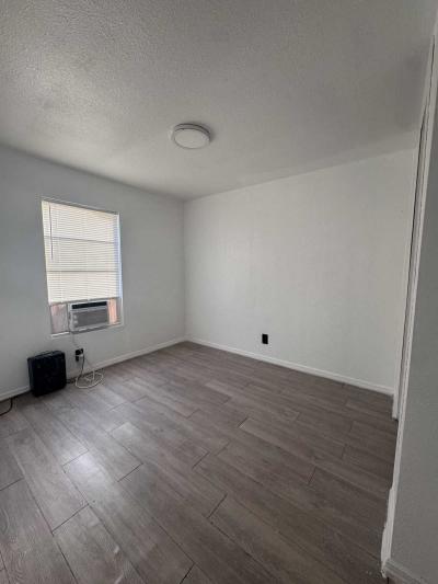 Photo 5 of 8 of home located at 1038 Parry Ln Orlando, FL 32833