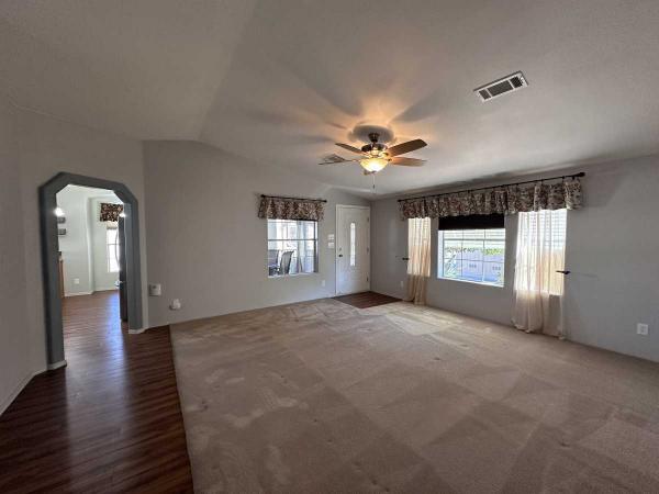 2005 Cavco Manufactured Home