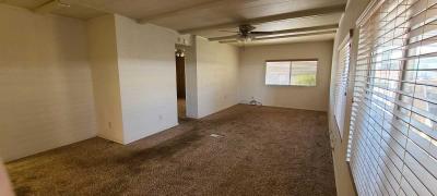 Photo 3 of 9 of home located at 704 44th Street Bakersfield, CA 93301