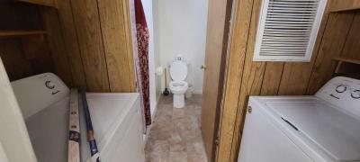 Photo 5 of 9 of home located at 704 44th Street Bakersfield, CA 93301