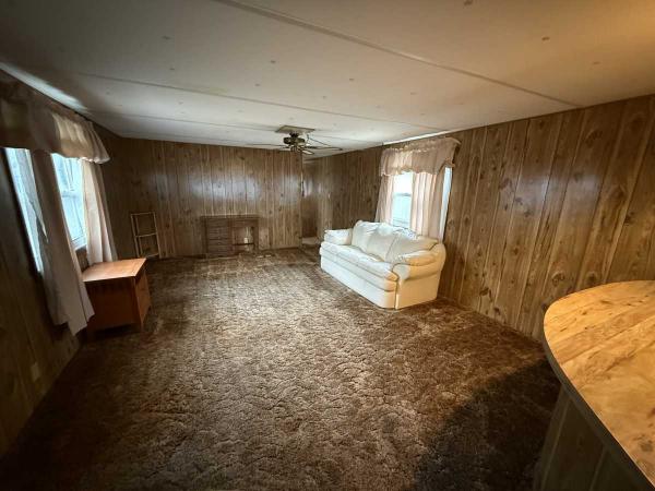 1982 Marshfield Mobile Home