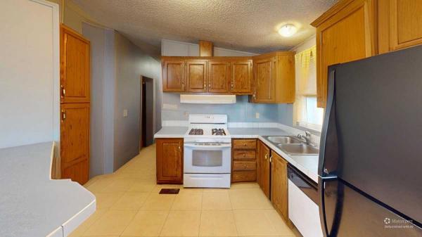 1997 Champion Dual Paned Windows Manufactured Home