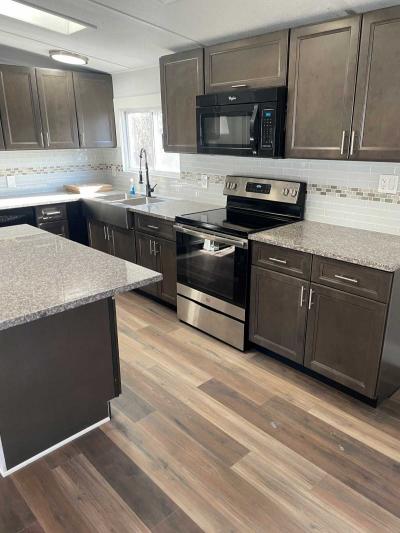 Mobile Home at 300 Ridge Rd Lot 100 Etters, PA 17319